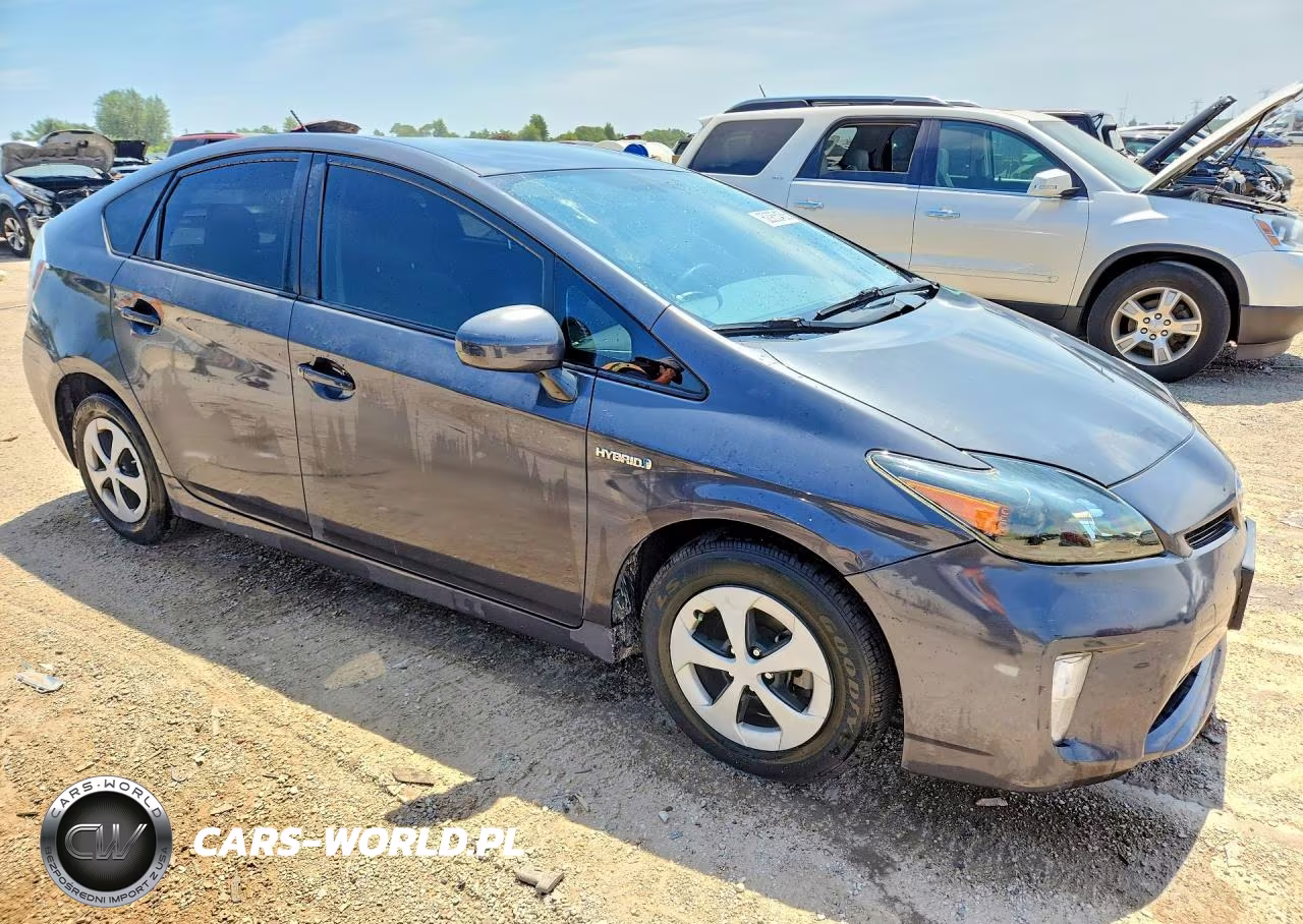 2012 Toyota Prius Two VIN:JTDKN3DUXC5379346 - 4