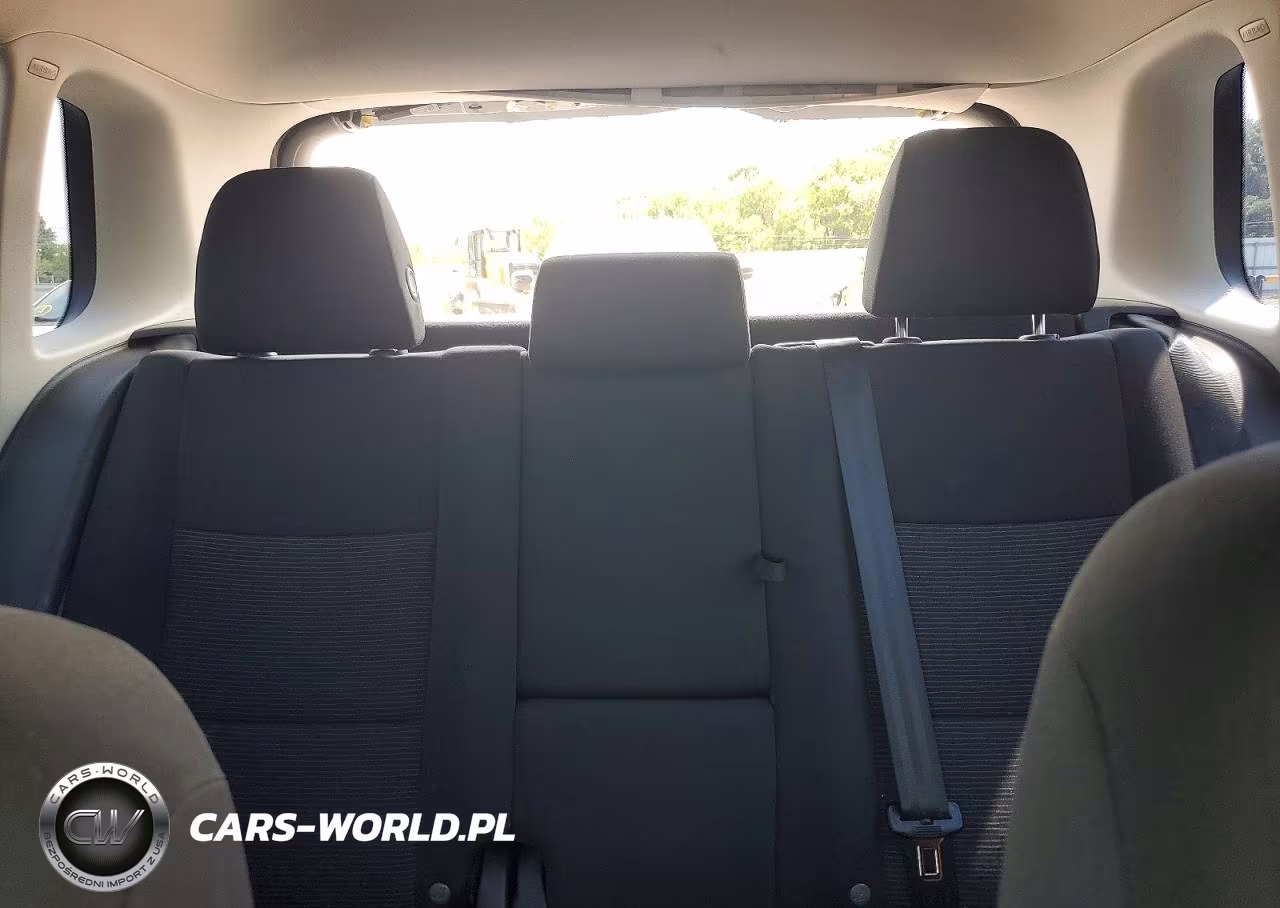 2017 Volkswagen Tiguan S VIN:WVGAV7AX0HK045266 - 10