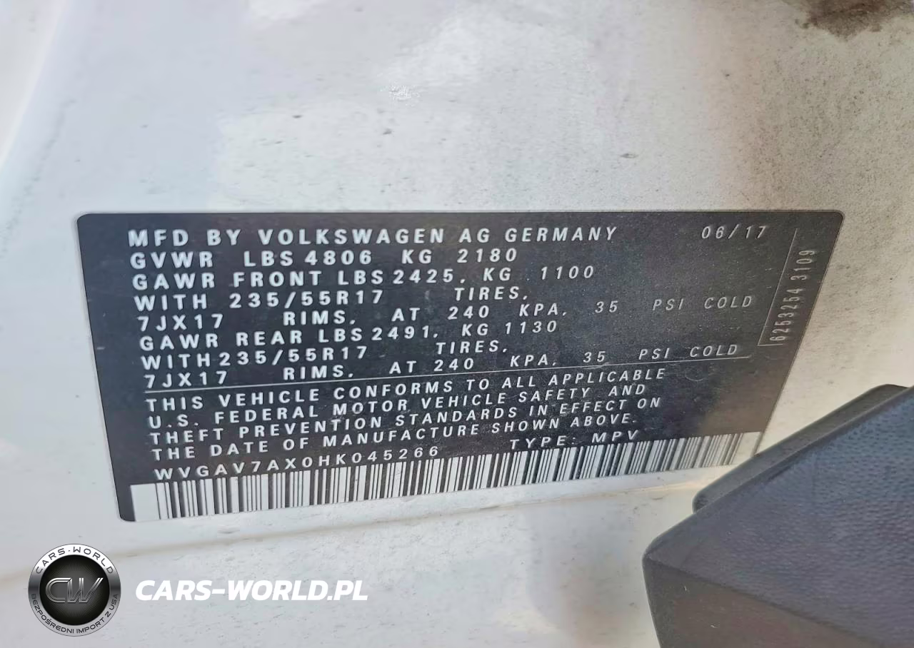 2017 Volkswagen Tiguan S VIN:WVGAV7AX0HK045266 - 13