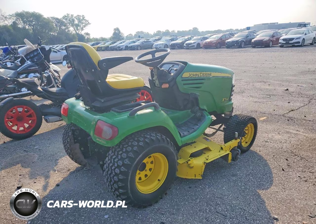 2011 John Deere X720 Lawn Mower VIN:M0X720A031170 - 4