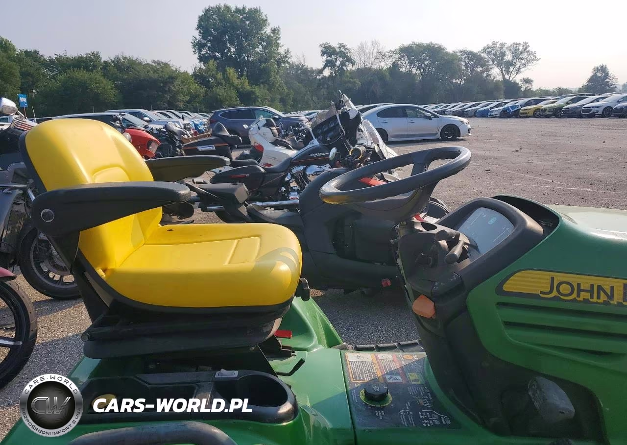 2011 John Deere X720 Lawn Mower VIN:M0X720A031170 - 5