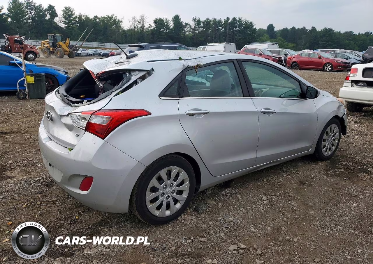 2017 Hyundai Elantra Gt Base VIN:KMHD35LH3HU376862 - 3