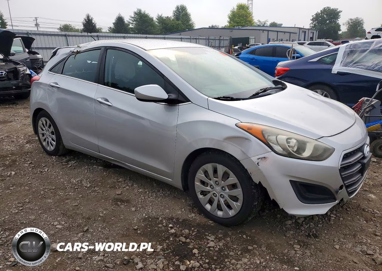 2017 Hyundai Elantra Gt Base VIN:KMHD35LH3HU376862 - 4