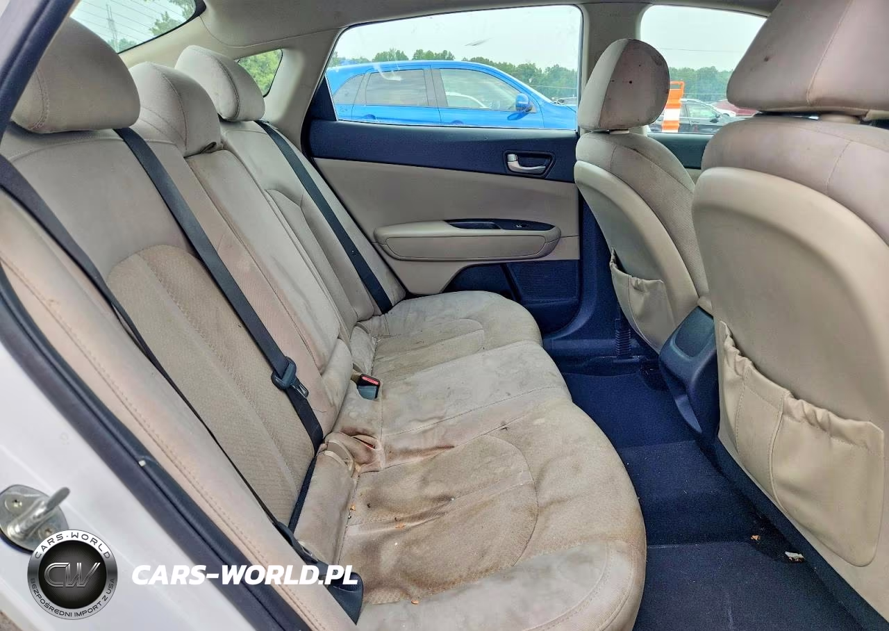 2018 Kia Optima Lx VIN:5XXGT4L35JG249347 - 10