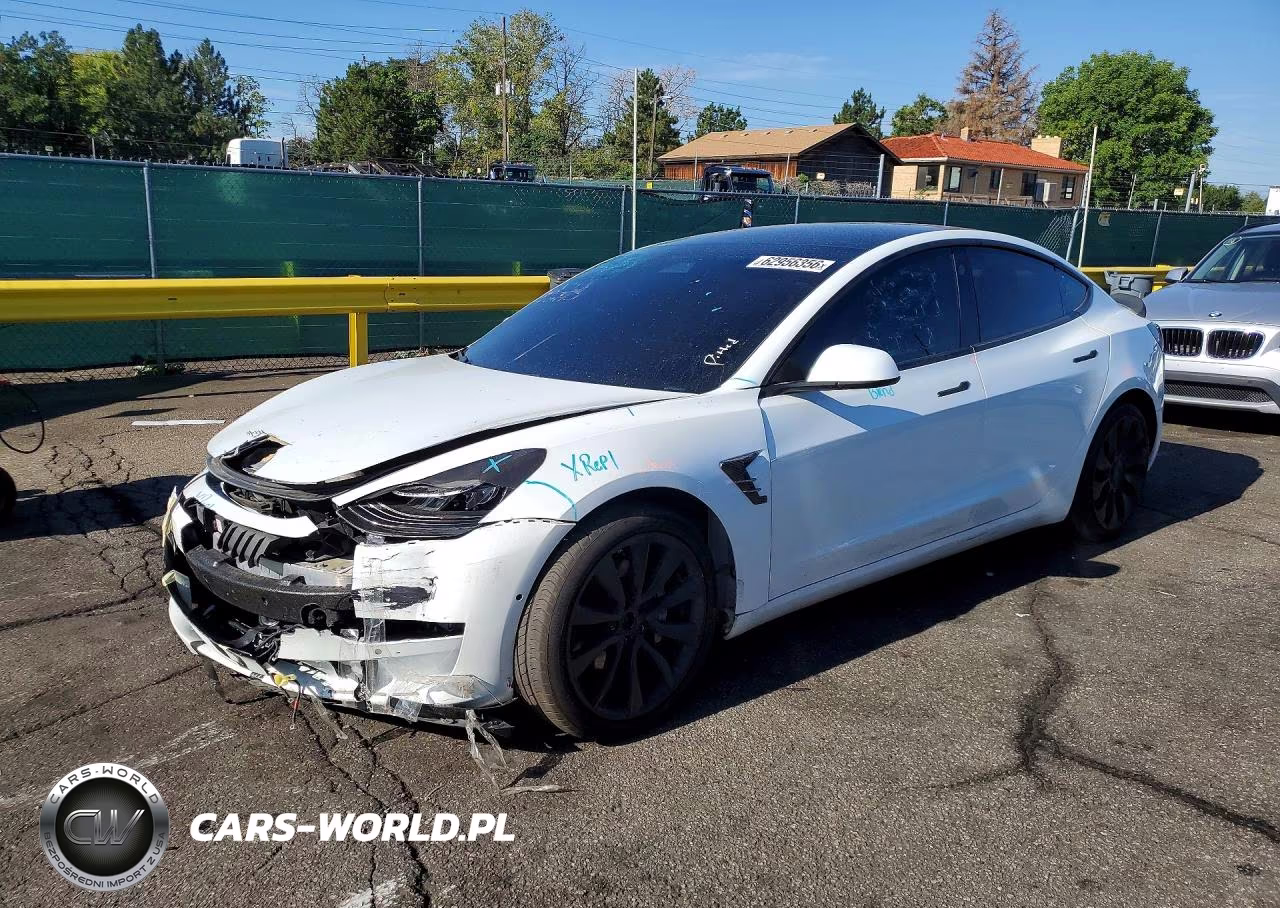 2018 Tesla Model 3 VIN:5YJ3E1EB1JF067580 - 1