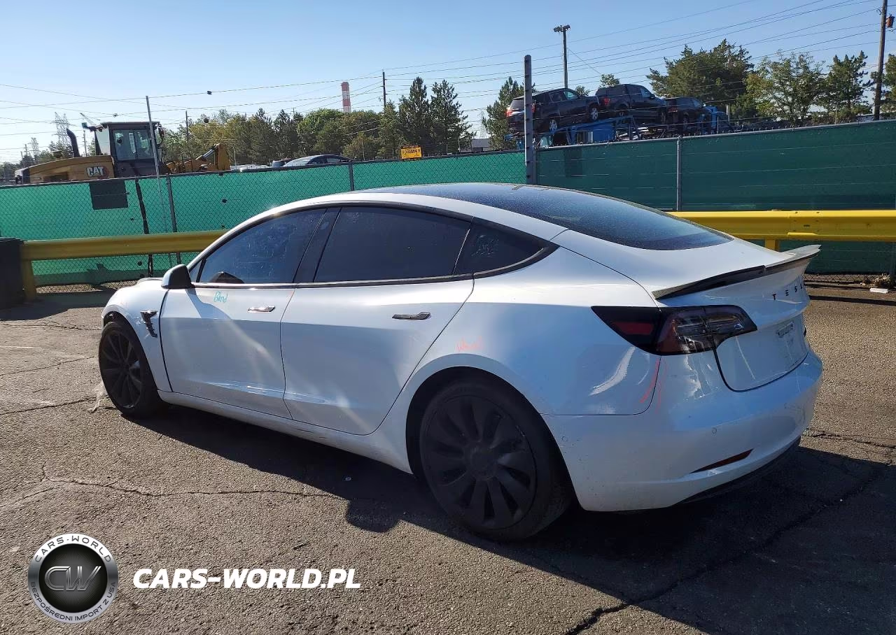2018 Tesla Model 3 VIN:5YJ3E1EB1JF067580 - 2