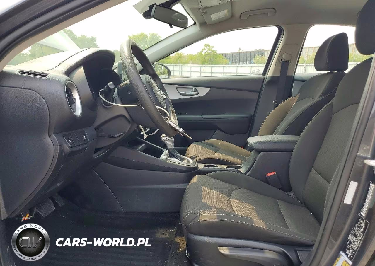 2024 Kia Forte Lxs VIN:3KPF24AD0RE724269 - 7