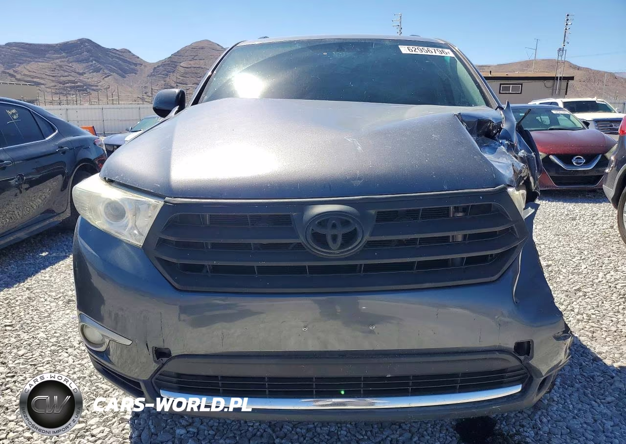 2013 Toyota Highlander VIN:5TDZK3EHXDS126029 - 5