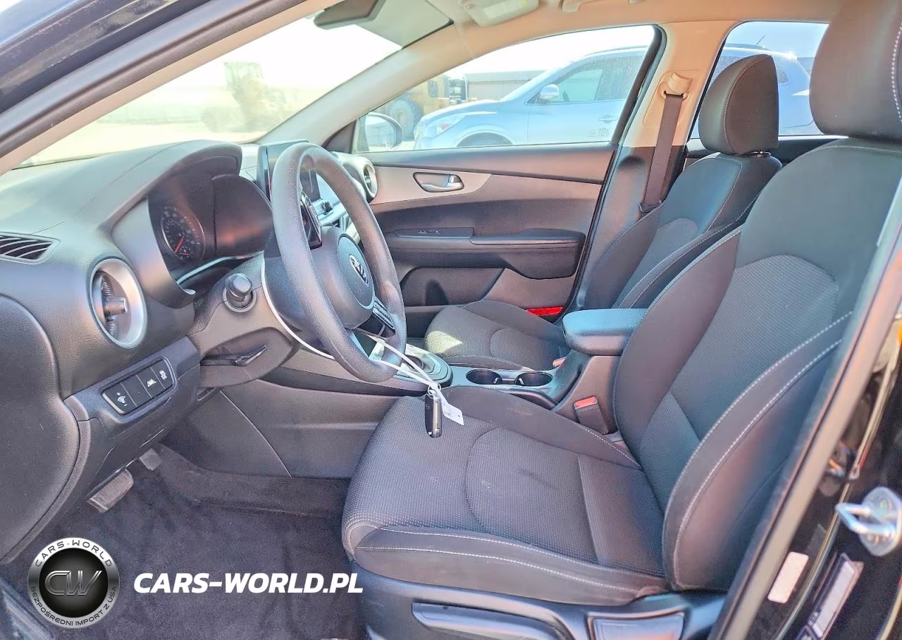 2020 Kia Forte Lxs VIN:3KPF24AD2LE259002 - 7