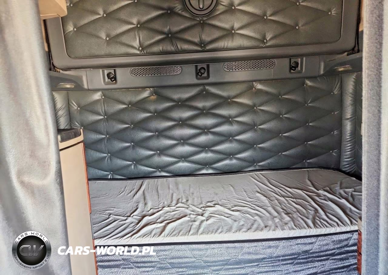 2016 Freightliner Cascadia 125 VIN:1FUGGLD58GLHA4383 - 10