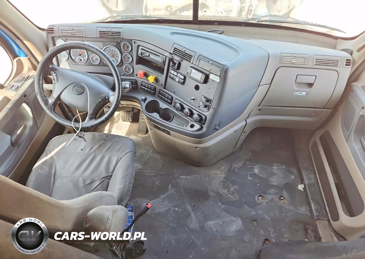 2016 Freightliner Cascadia 125 VIN:1FUGGLD58GLHA4383 - 8