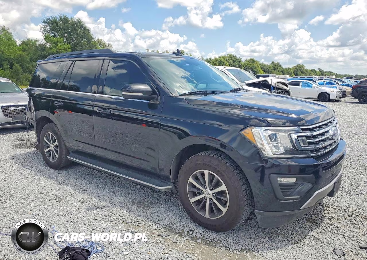 2018 Ford Expedition Xlt VIN:1FMJU1HTXJEA17837 - 4