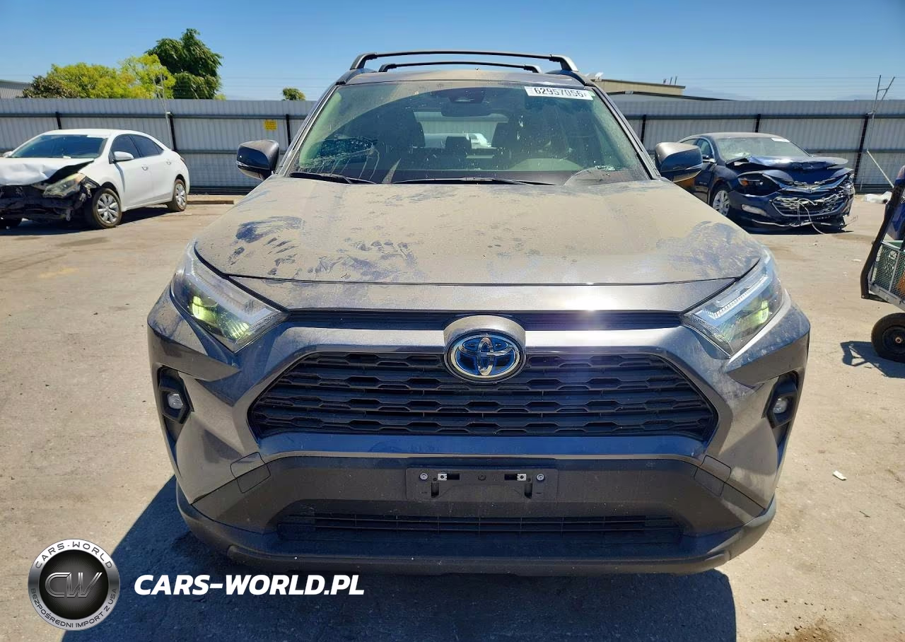 2024 Toyota Rav4 Xle Premium VIN:JTMB6RFV4RD147488 - 5