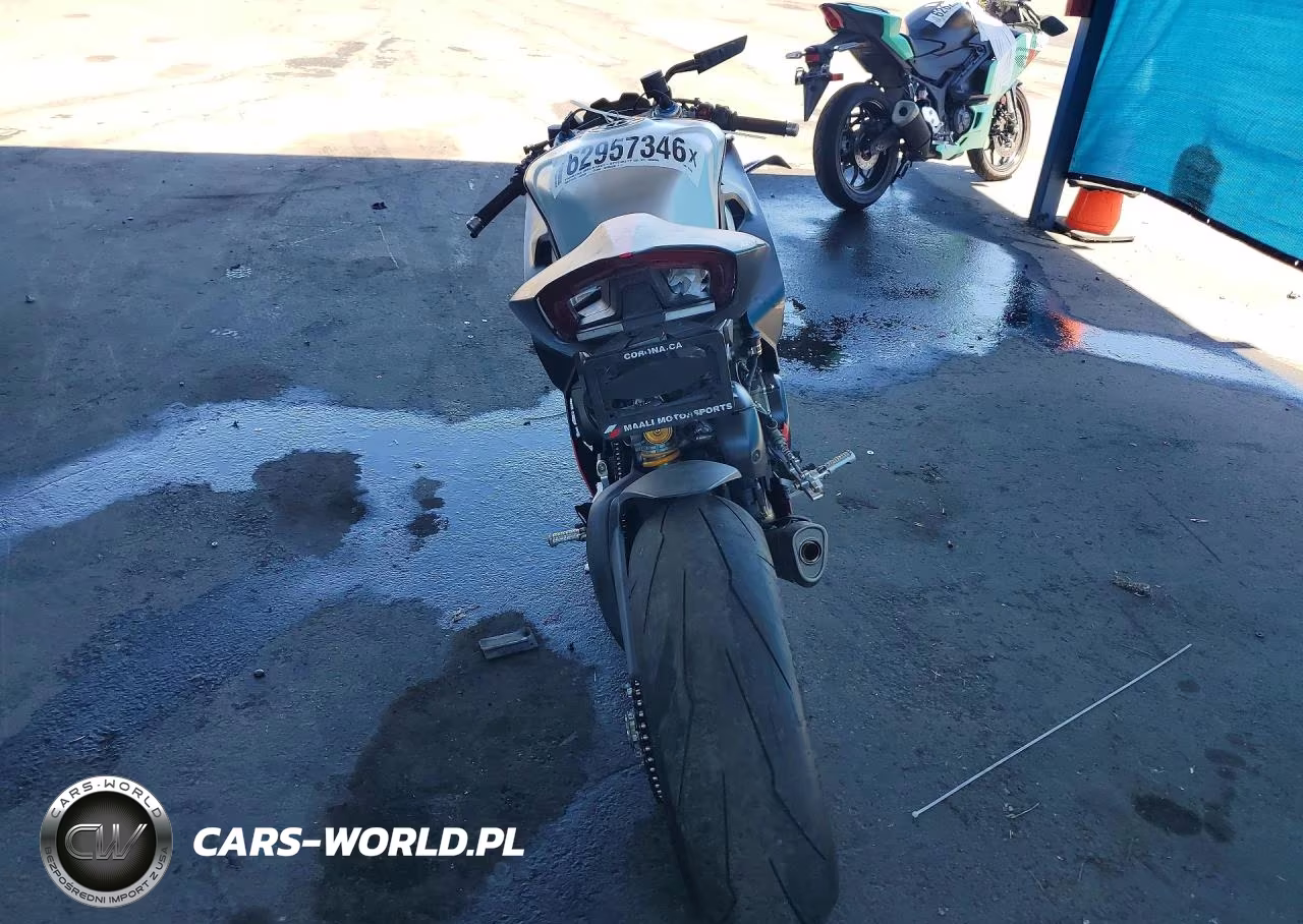 2023 Ducati Panigale V4S VIN:ZDMDAGWW1PB003950 - 4