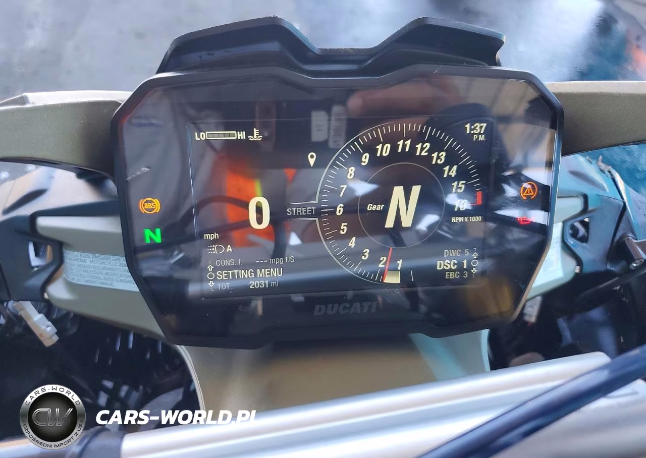 2023 Ducati Panigale V4S VIN:ZDMDAGWW1PB003950 - 7