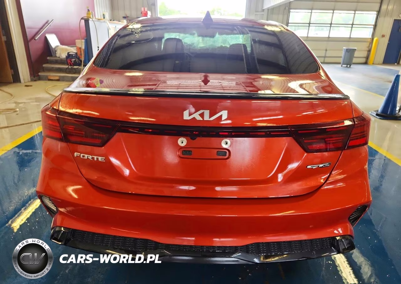 2022 Kia Forte Gt Line VIN:3KPF54AD1NE451893 - 6