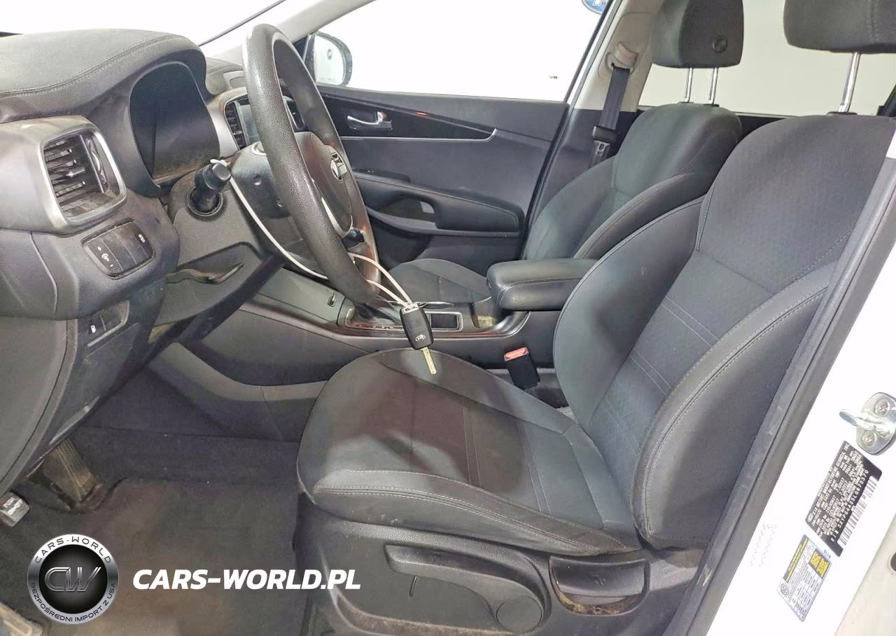 2020 Kia Sorento L VIN:5XYPG4A35LG673570 - 7