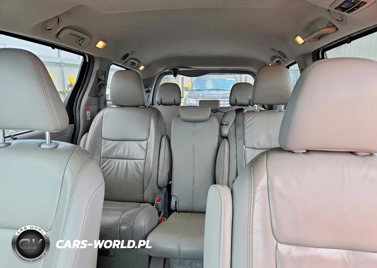 2015 Toyota Sienna Xle 8-Passenger VIN:5TDYK3DC9FS596556 - 10