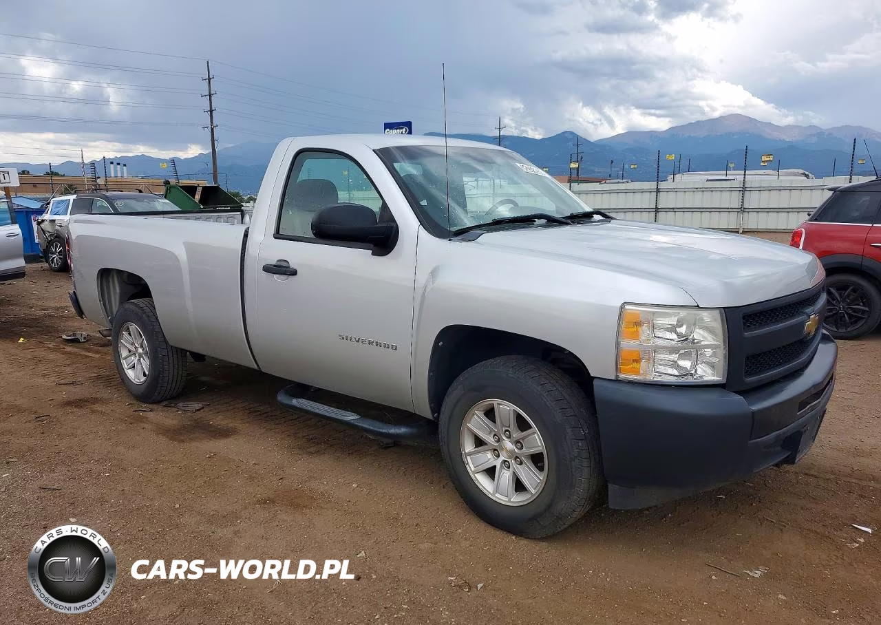 2011 Chevrolet Silverado C1500 VIN:1GCNCPEX8BZ348221 - 4