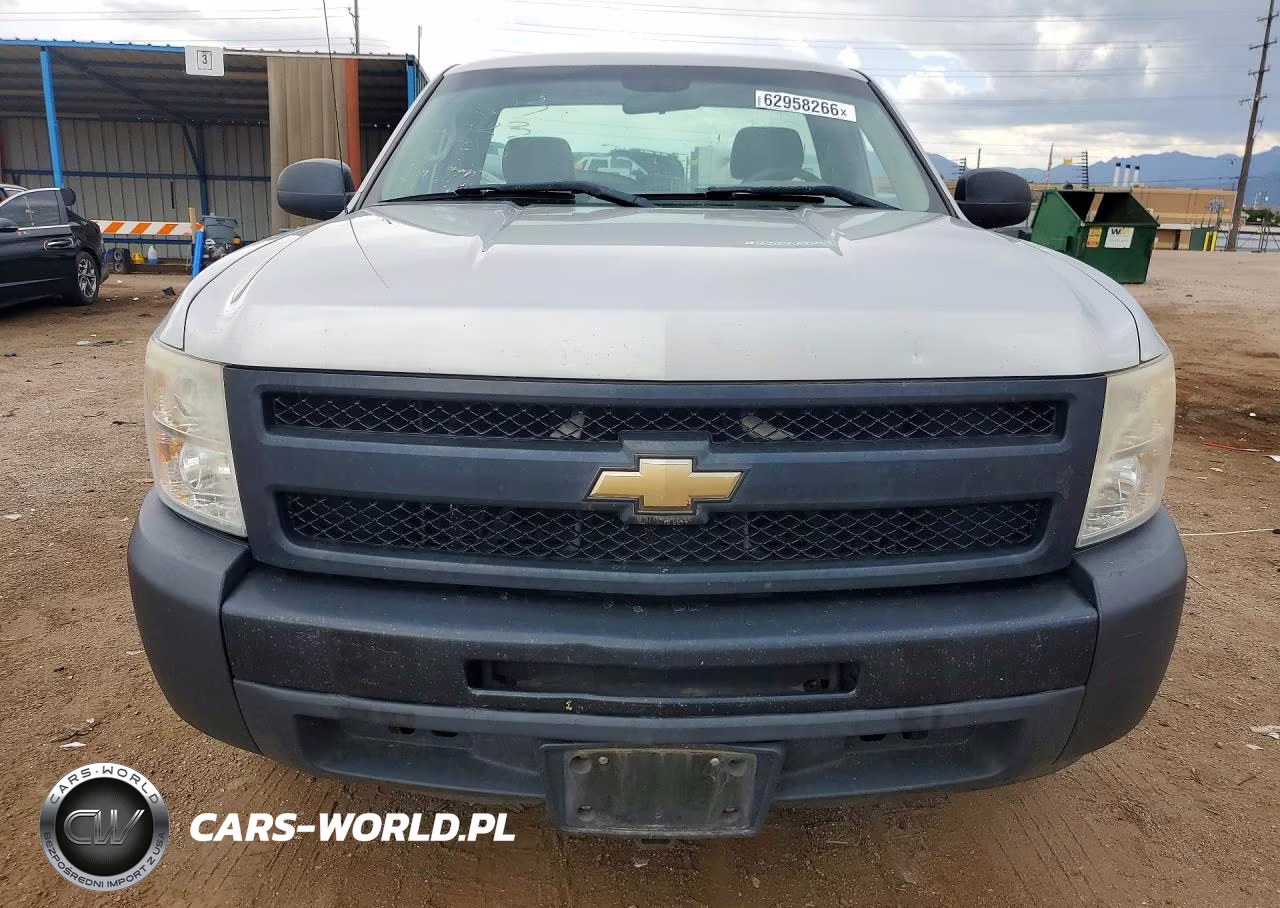 2011 Chevrolet Silverado C1500 VIN:1GCNCPEX8BZ348221 - 5