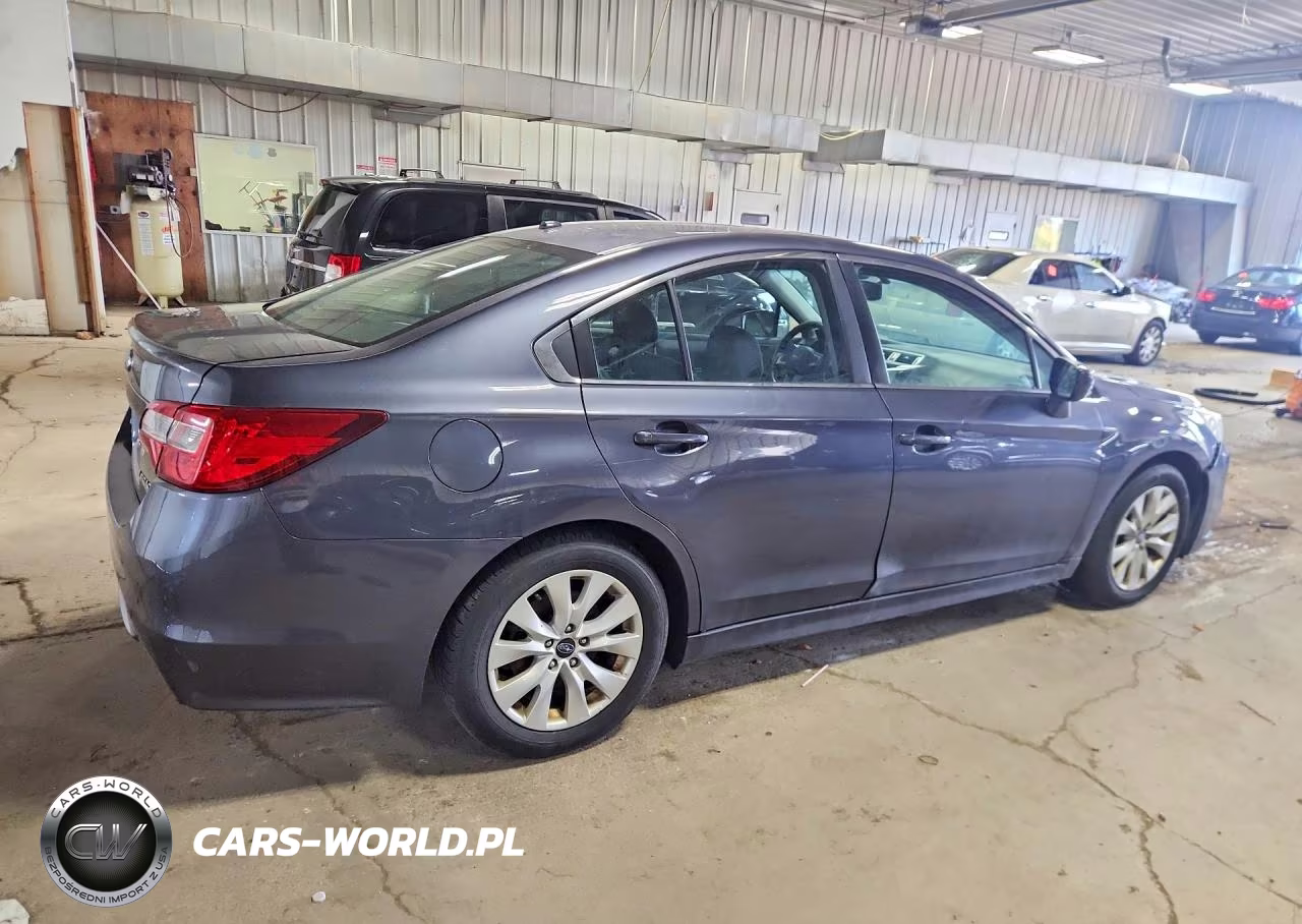 2015 Subaru Legacy 2.5I Premium VIN:4S3BNBC65F3049174 - 3