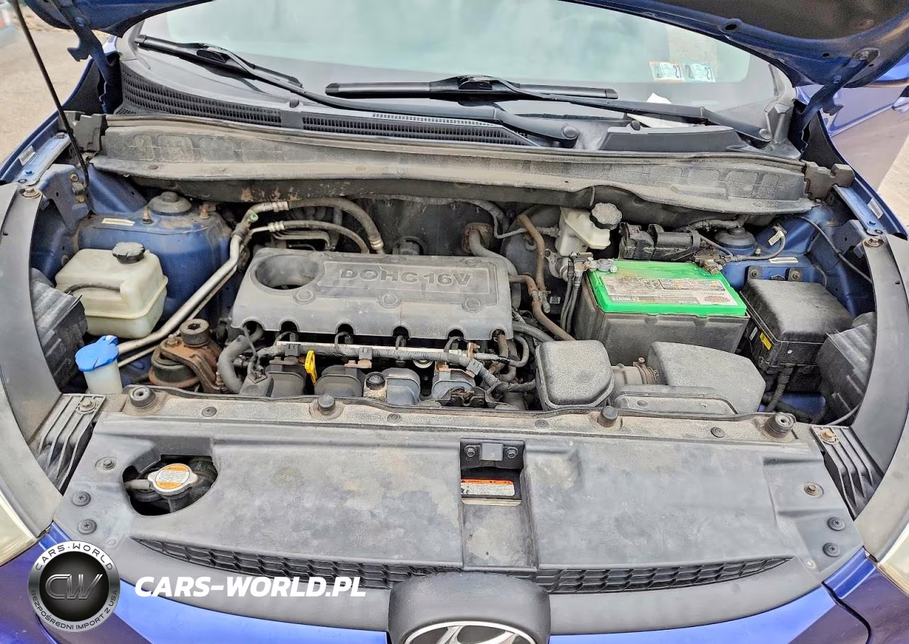 2011 Hyundai Tucson Gls VIN:KM8JUCAC4BU200843 - 12