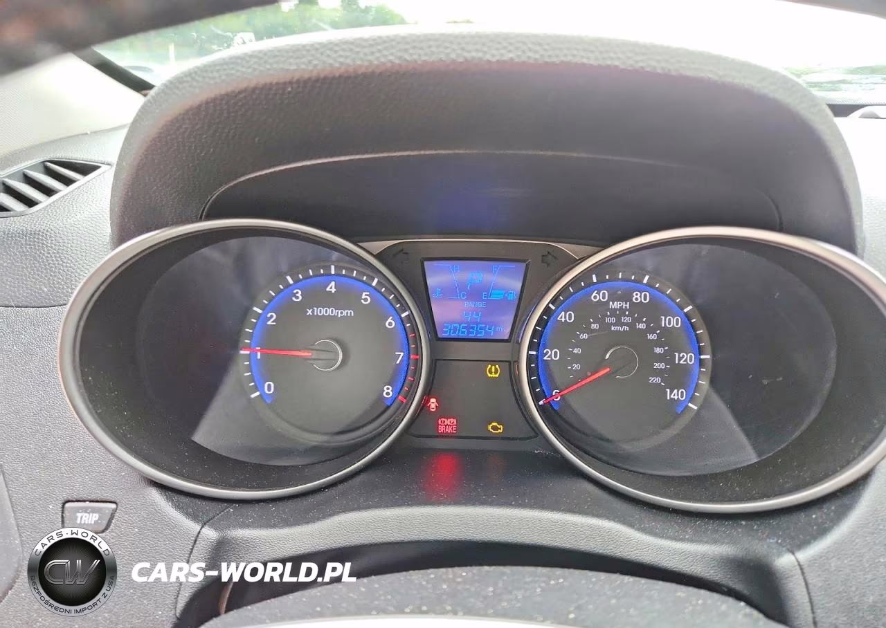 2011 Hyundai Tucson Gls VIN:KM8JUCAC4BU200843 - 9