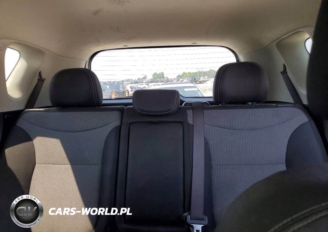 2017 Kia Soul + VIN:KNDJP3A5XH7425871 - 10