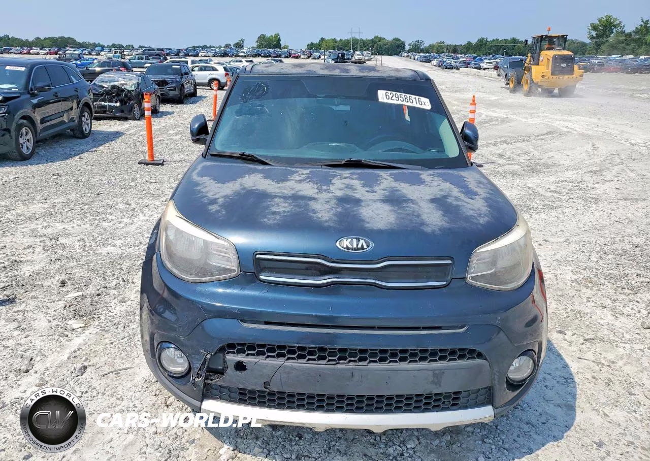 2017 Kia Soul + VIN:KNDJP3A5XH7425871 - 5