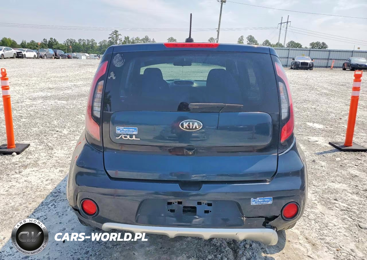 2017 Kia Soul + VIN:KNDJP3A5XH7425871 - 6