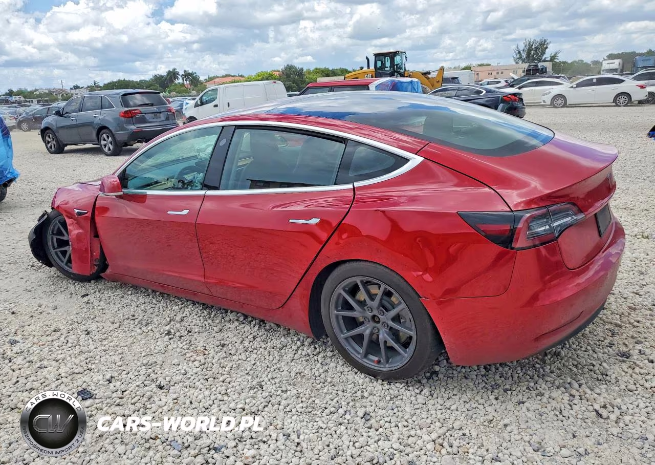 2018 Tesla Model 3 VIN:5YJ3E1EA1JF153852 - 2