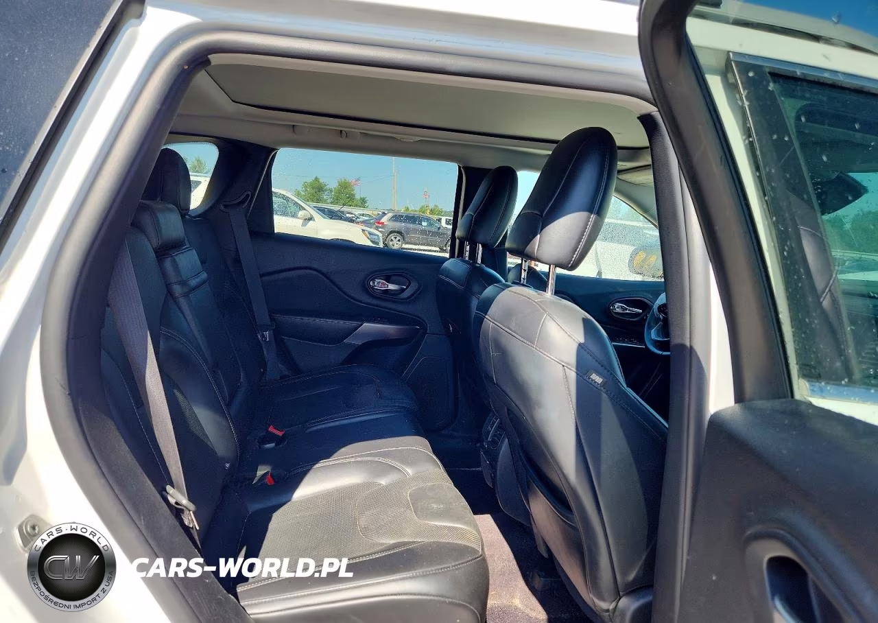 2019 Jeep Cherokee Limited VIN:1C4PJMDX6KD112985 - 10