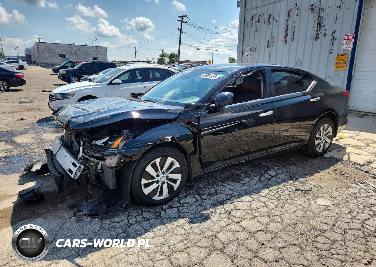 2023 Nissan Altima S