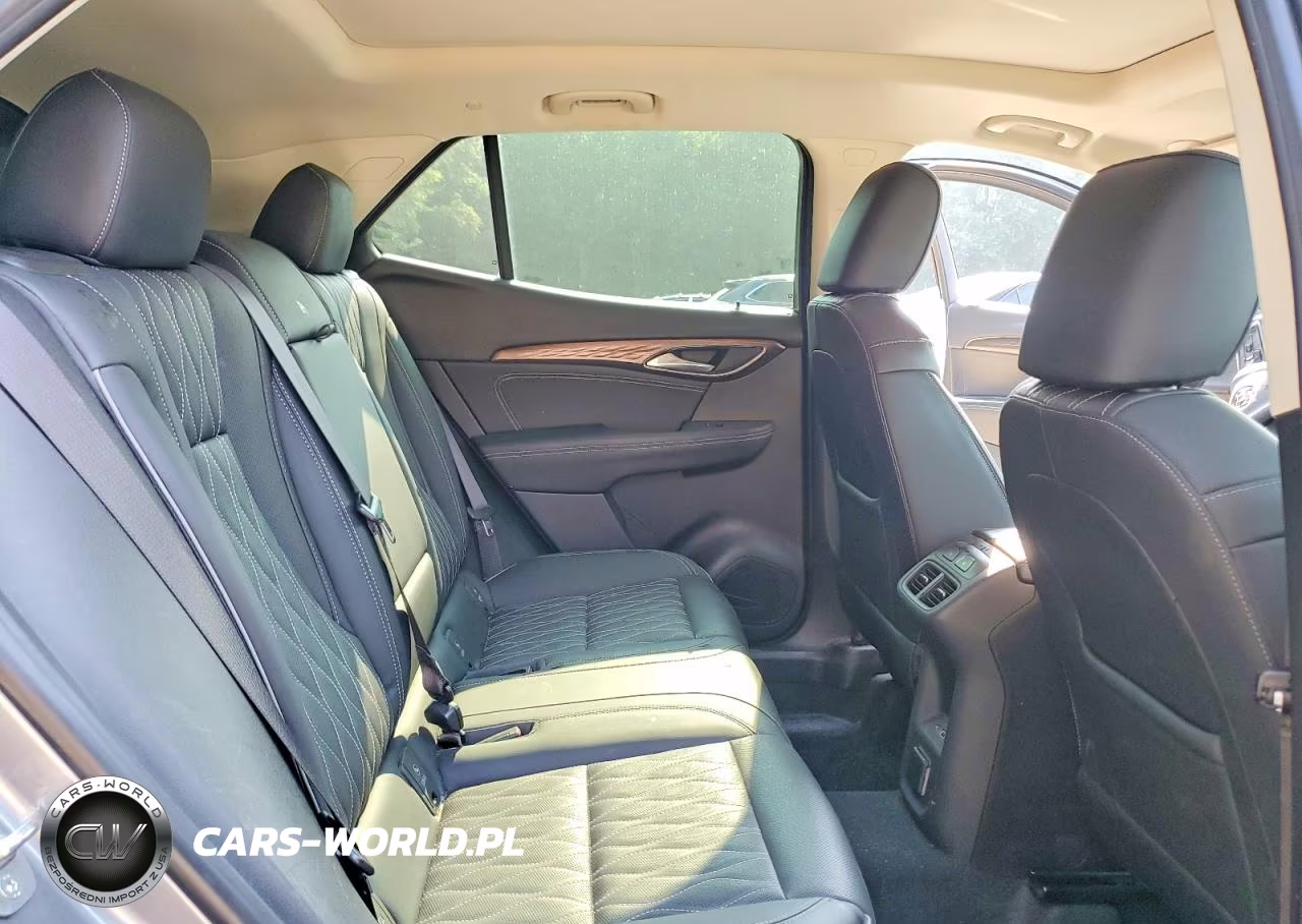 2022 Buick Envision Avenir VIN:LRBFZRR42ND016046 - 10