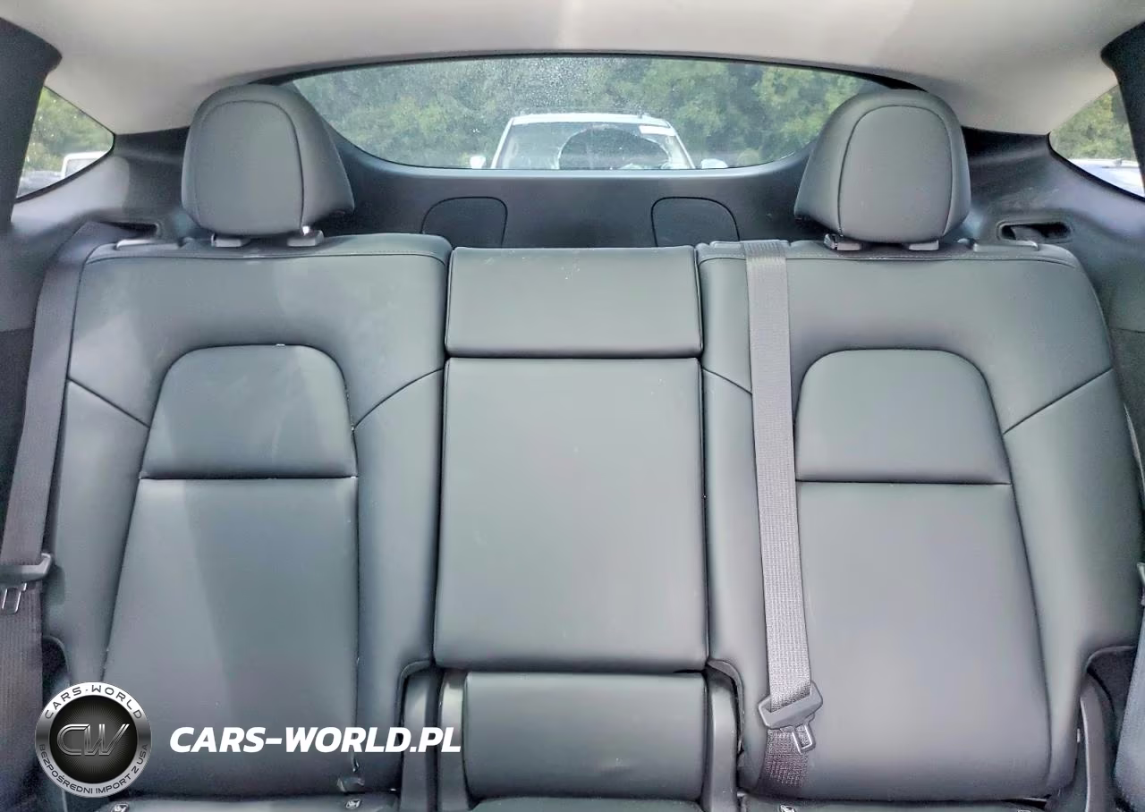 2022 Tesla Model Y VIN:7SAYGDEE7NA004808 - 10
