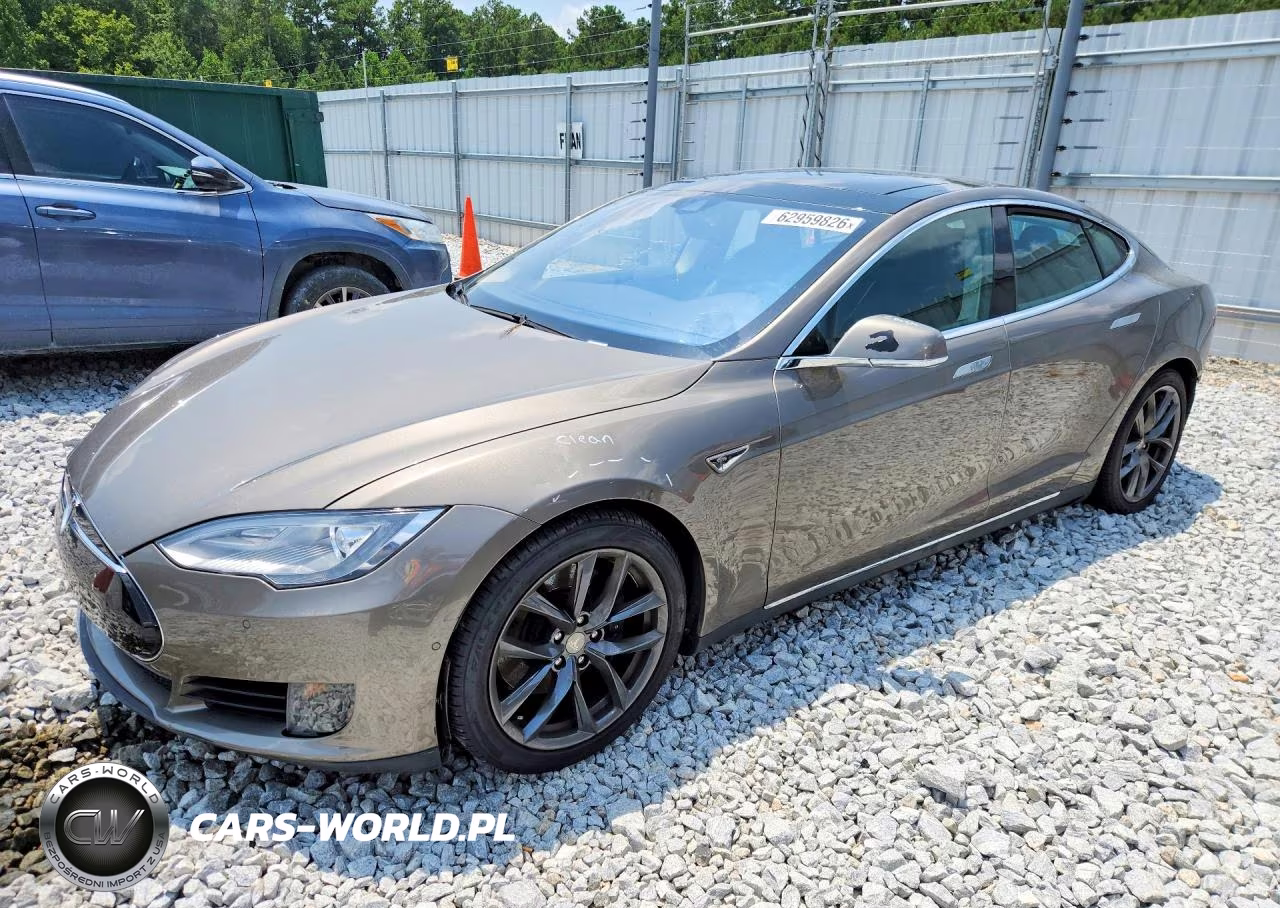 2015 Tesla Model S 70D