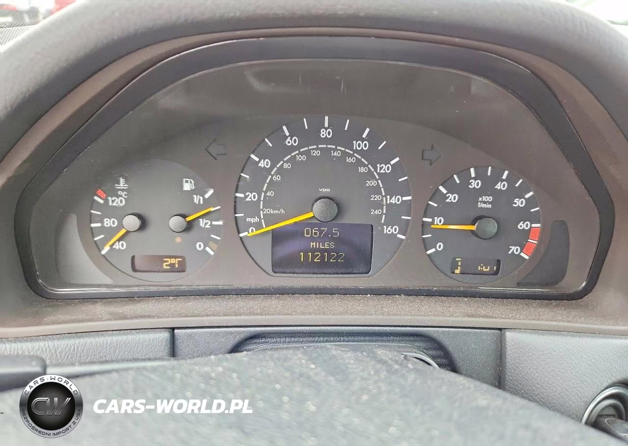 2001 Mercedes-Benz E 430 VIN:WDBJF83J61X053203 - 9