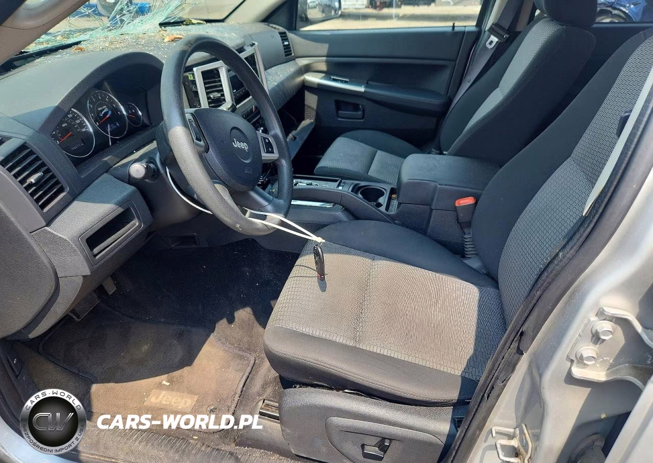 2008 Jeep Grand Cherokee Laredo VIN:1J8GR48K58C247180 - 7