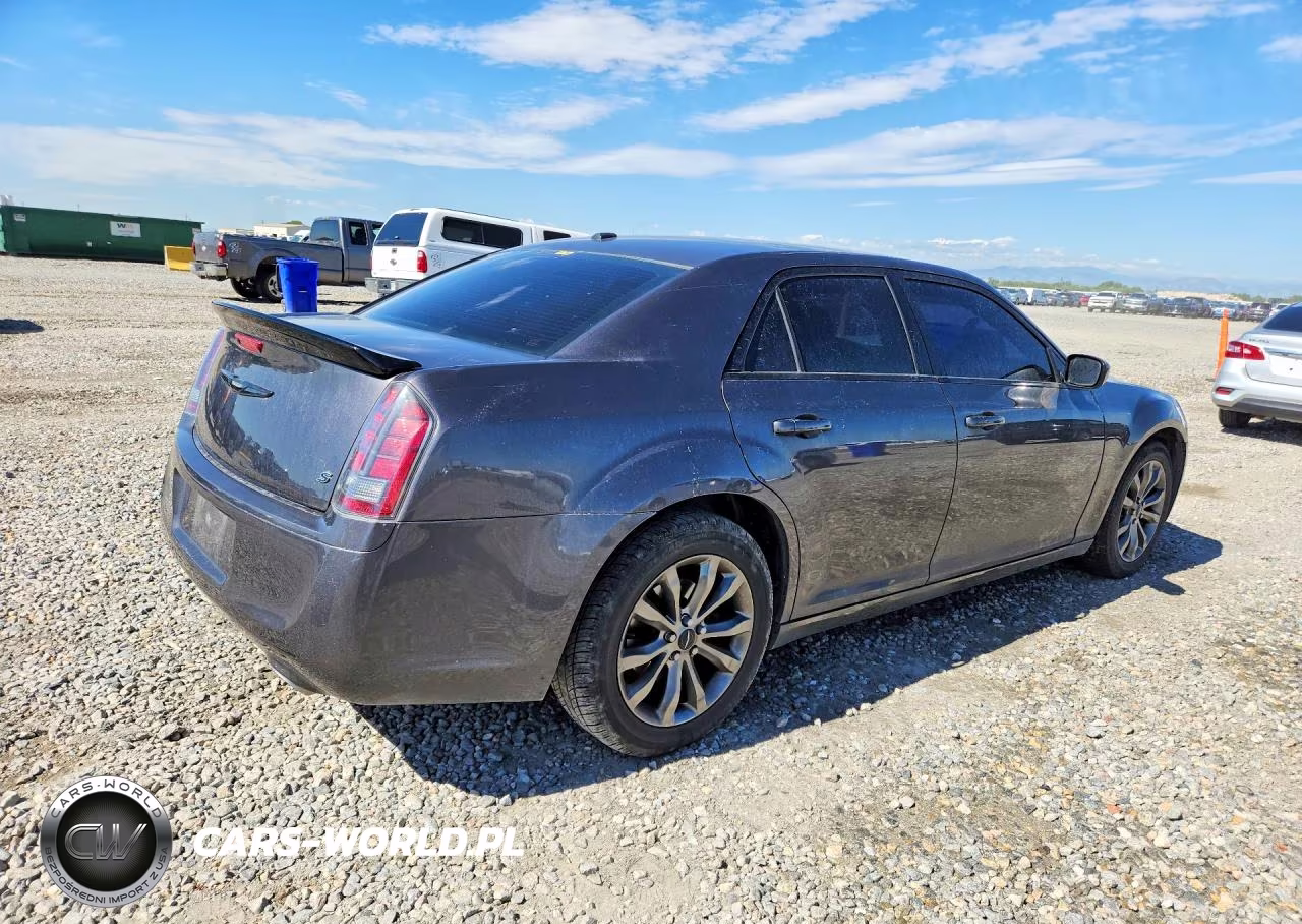 2014 Chrysler 300 S VIN:2C3CCAGG4EH381386 - 3