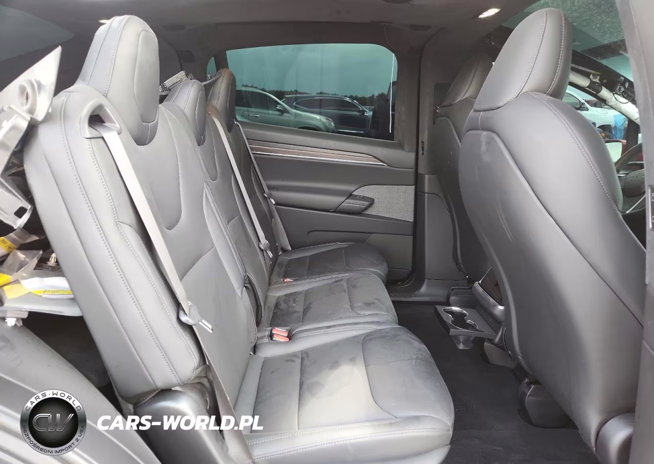 2024 Tesla Model X VIN:7SAXCDE51RF458374 - 10