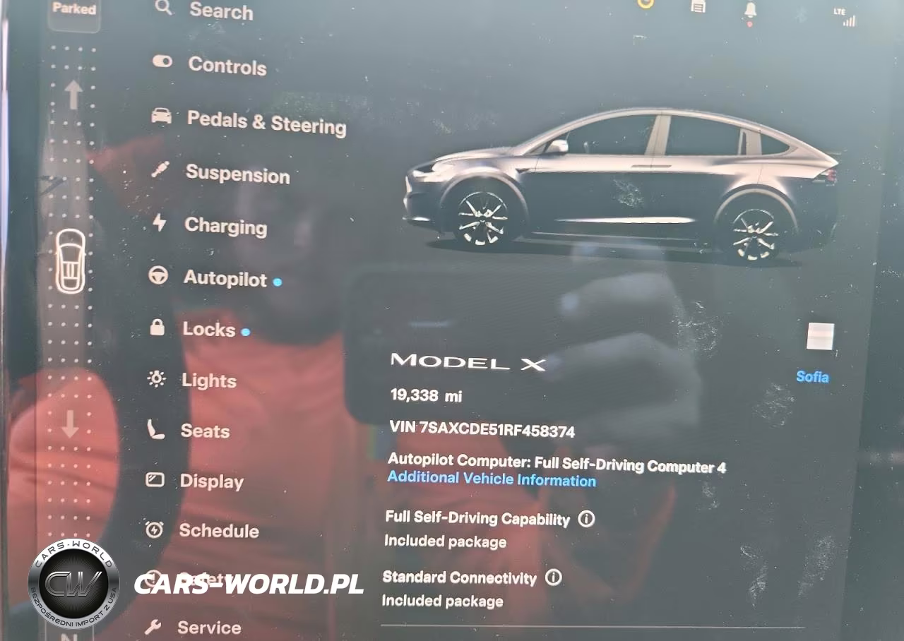 2024 Tesla Model X VIN:7SAXCDE51RF458374 - 9