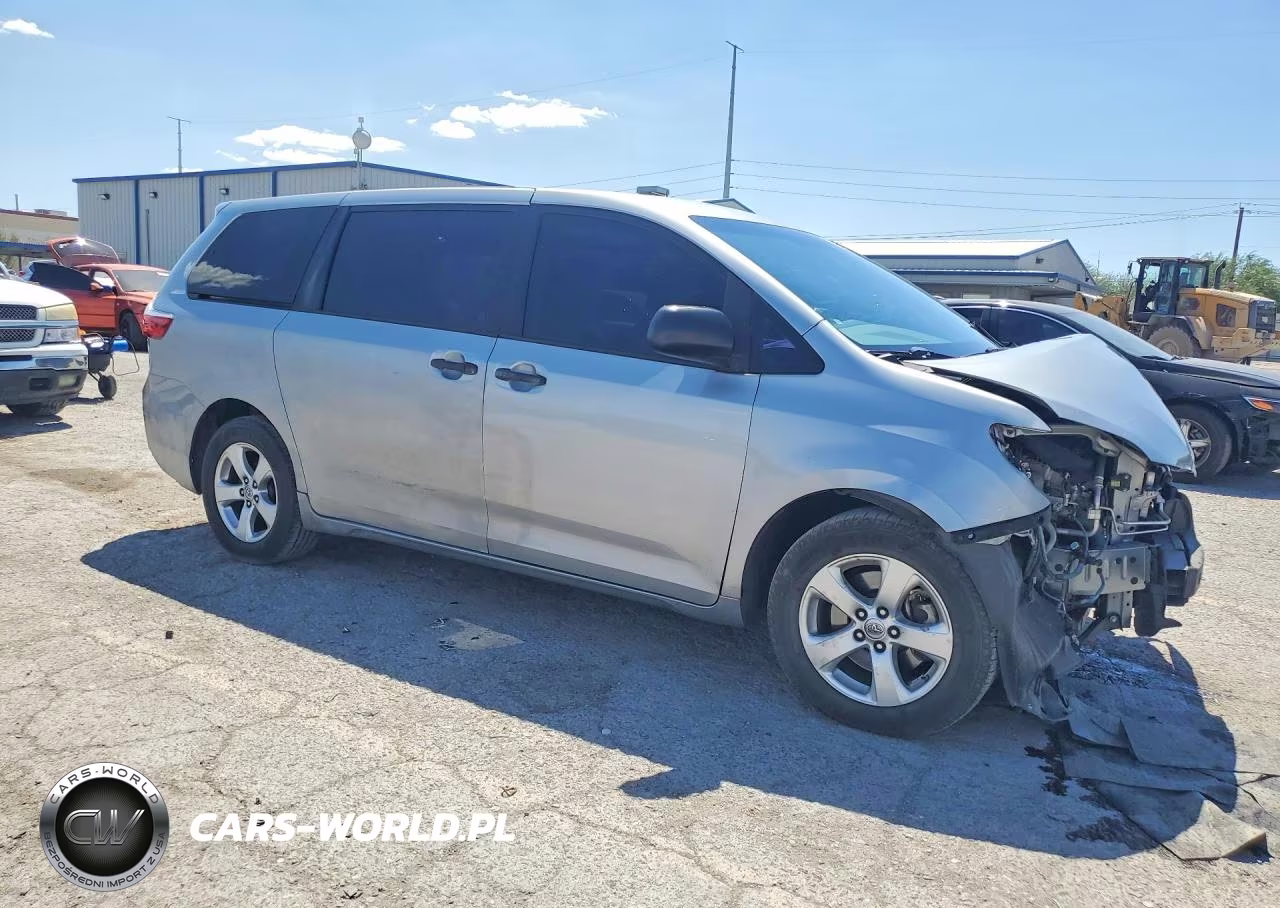 2016 Toyota Sienna L 7-Passenger VIN:5TDZK3DC7GS761557 - 4