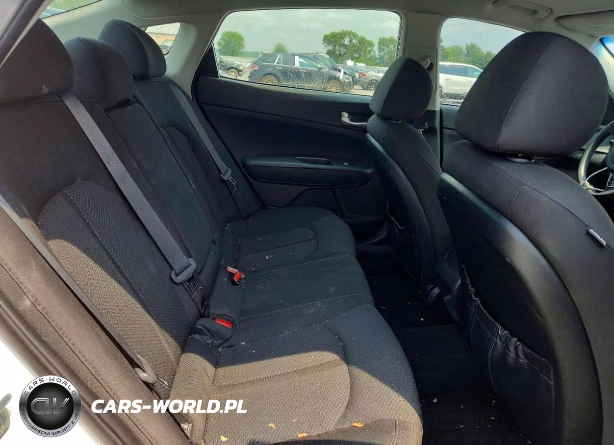 2018 Kia Optima Lx VIN:5XXGT4L31JG243528 - 10