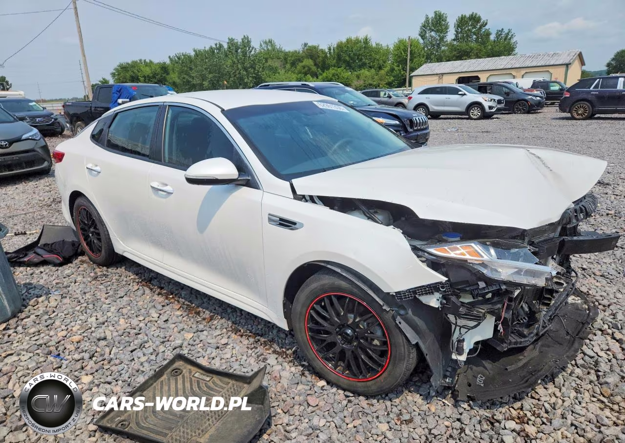 2018 Kia Optima Lx VIN:5XXGT4L31JG243528 - 4