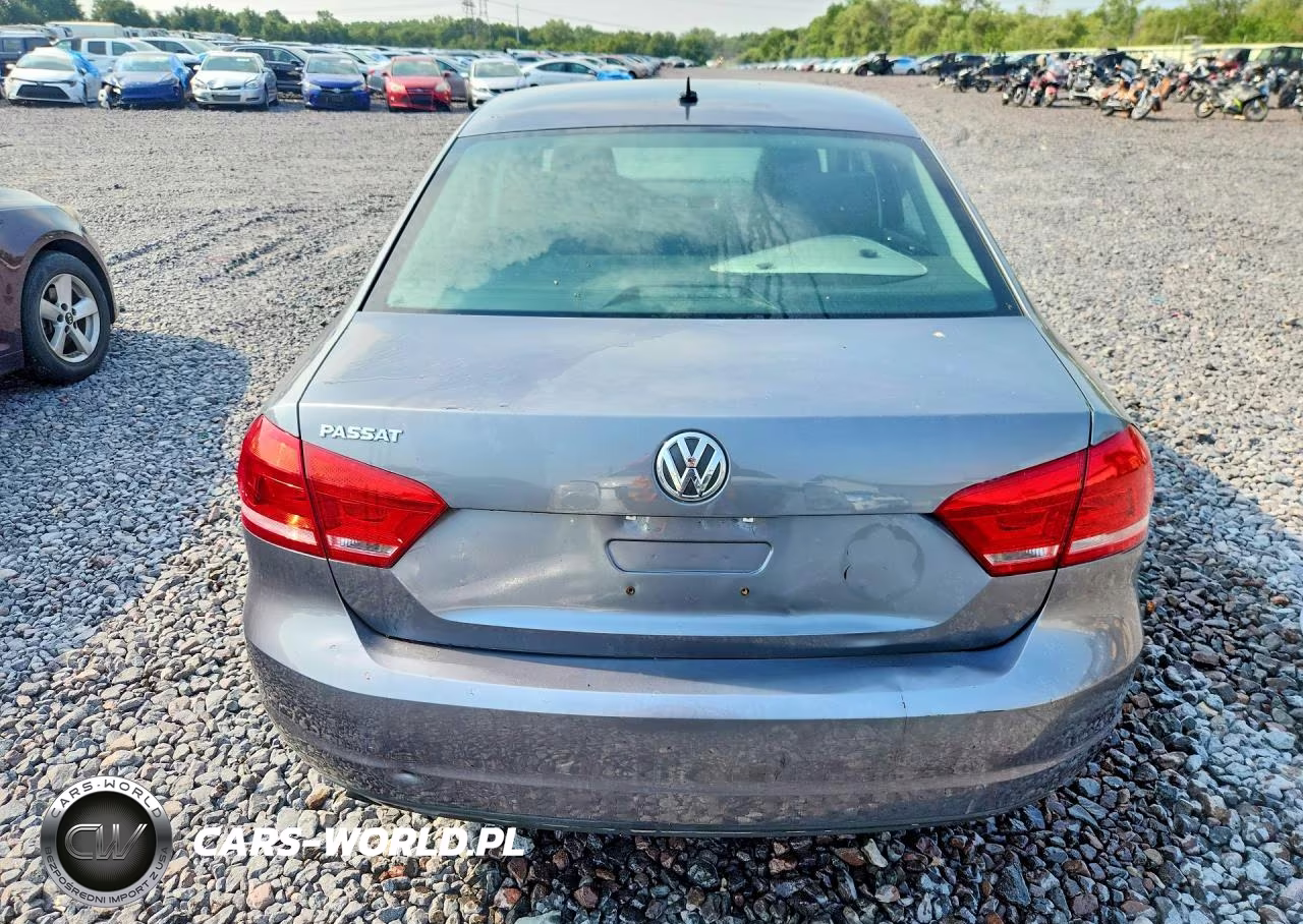 2013 Volkswagen Passat S VIN:1VWAH7A30DC149685 - 6