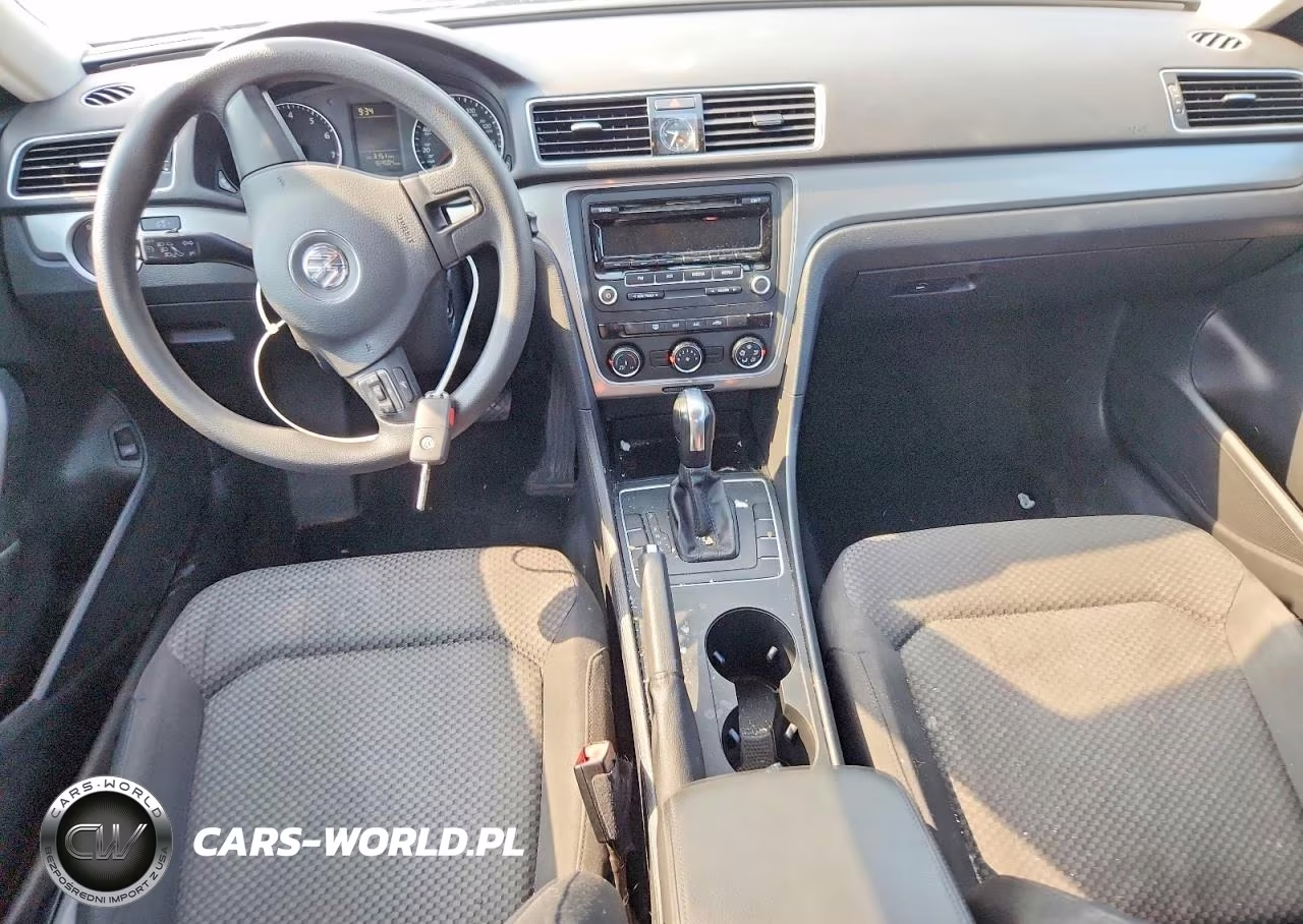 2013 Volkswagen Passat S VIN:1VWAH7A30DC149685 - 8