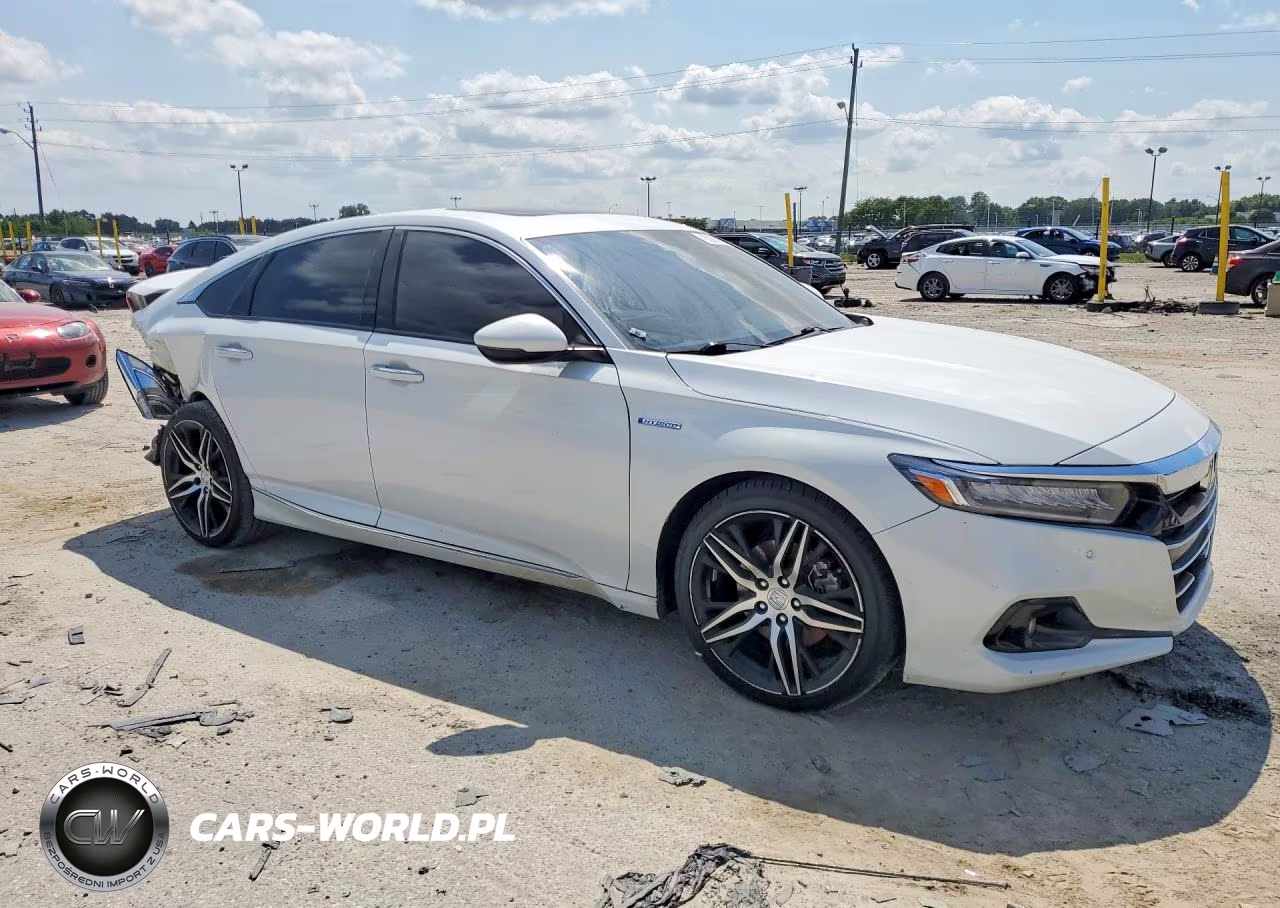 2022 Honda Accord Touring Hybrid VIN:1HGCV3F90NA031533 - 4