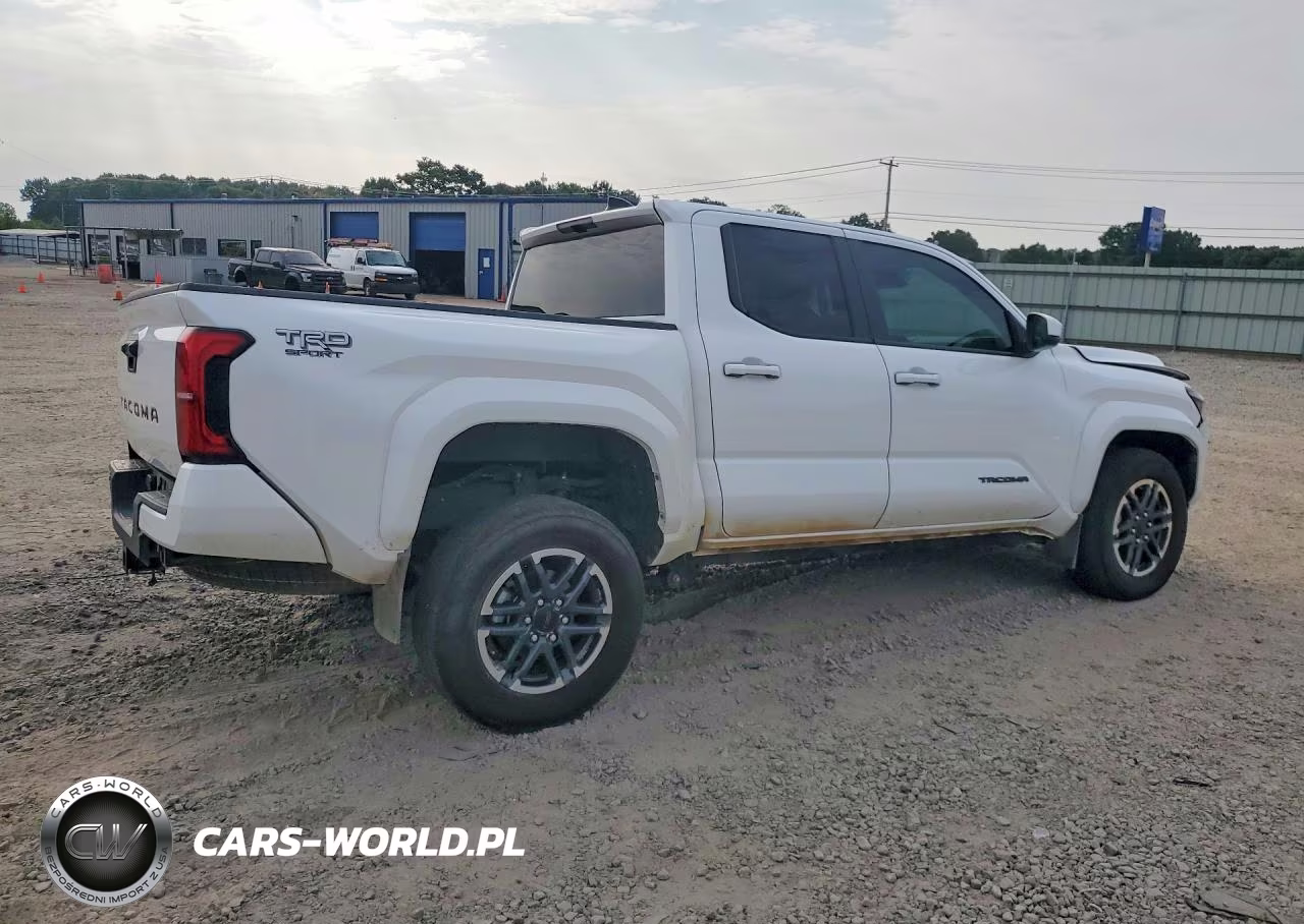 2024 Toyota Tacoma Trd Sport VIN:3TMKB5FN9RM009678 - 3