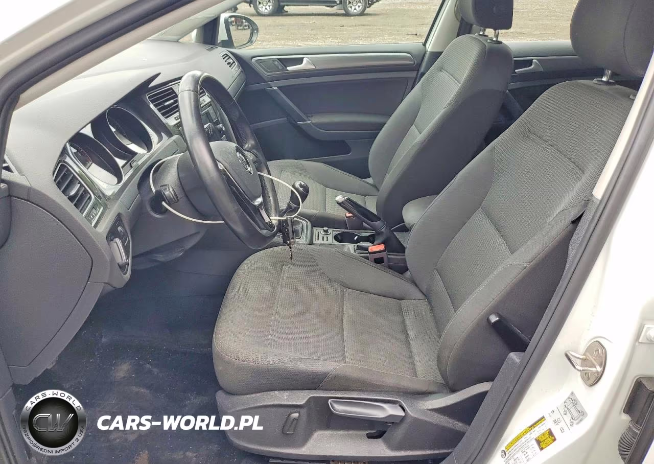 2018 Volkswagen Golf S VIN:3VWB17AU6JM262455 - 7