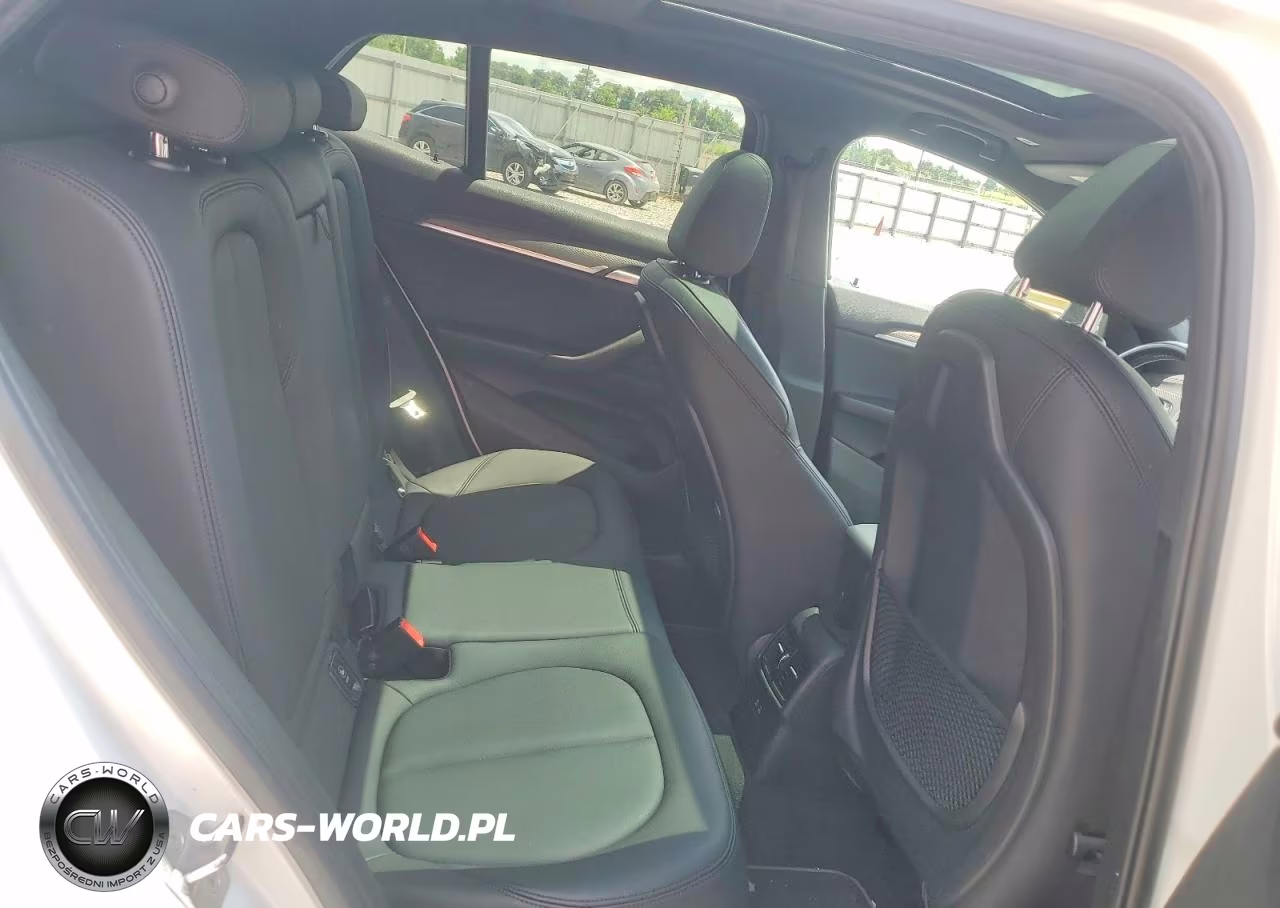 2018 BMW X2 Sdrive28I VIN:WBXYJ3C36JEP75868 - 11